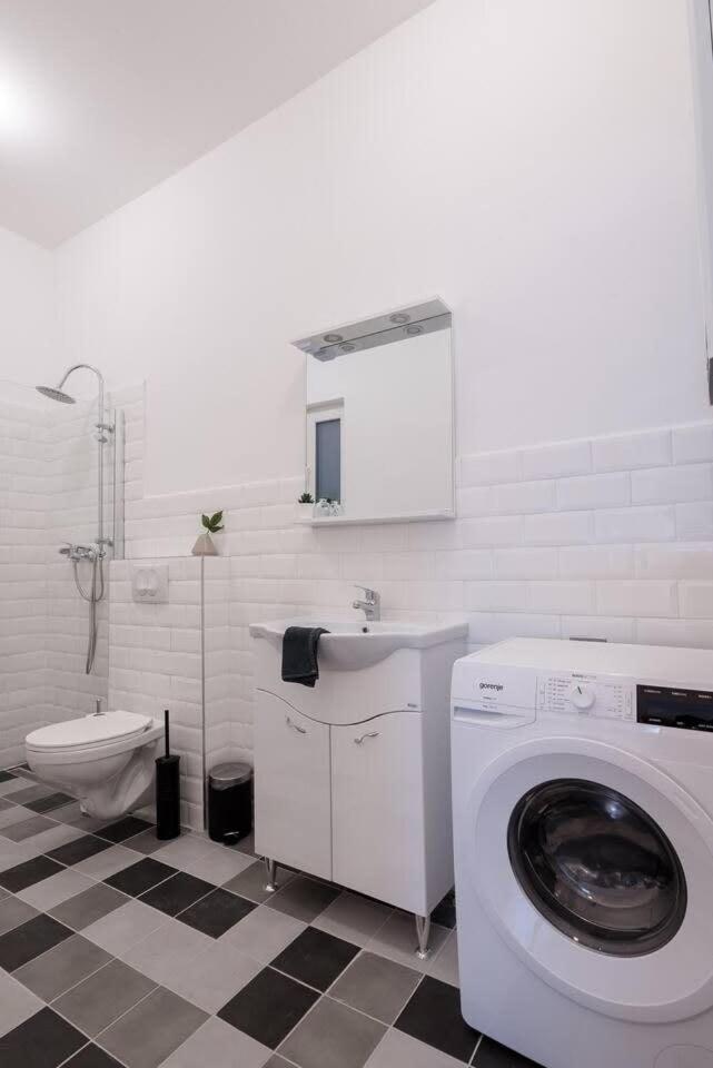 Central Brand New And Modern Apartment Budapest Kültér fotó